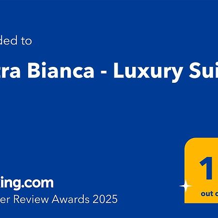 Petra Bianca Luxury Suite 세글리에 메사피카 외부 사진
